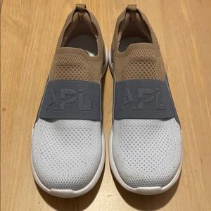 APL Techloom Bliss Women’s Sneakers